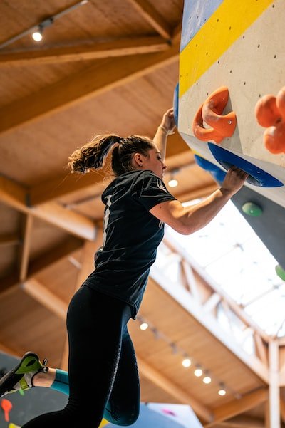 Pourquoi prendre un abonnement à l'escalade à Paris ?