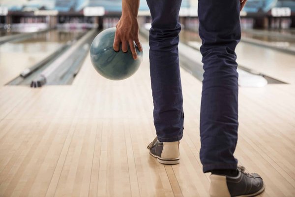 Règle du jeu bowling : tout ce qu'il faut savoir pour jouer comme un champion